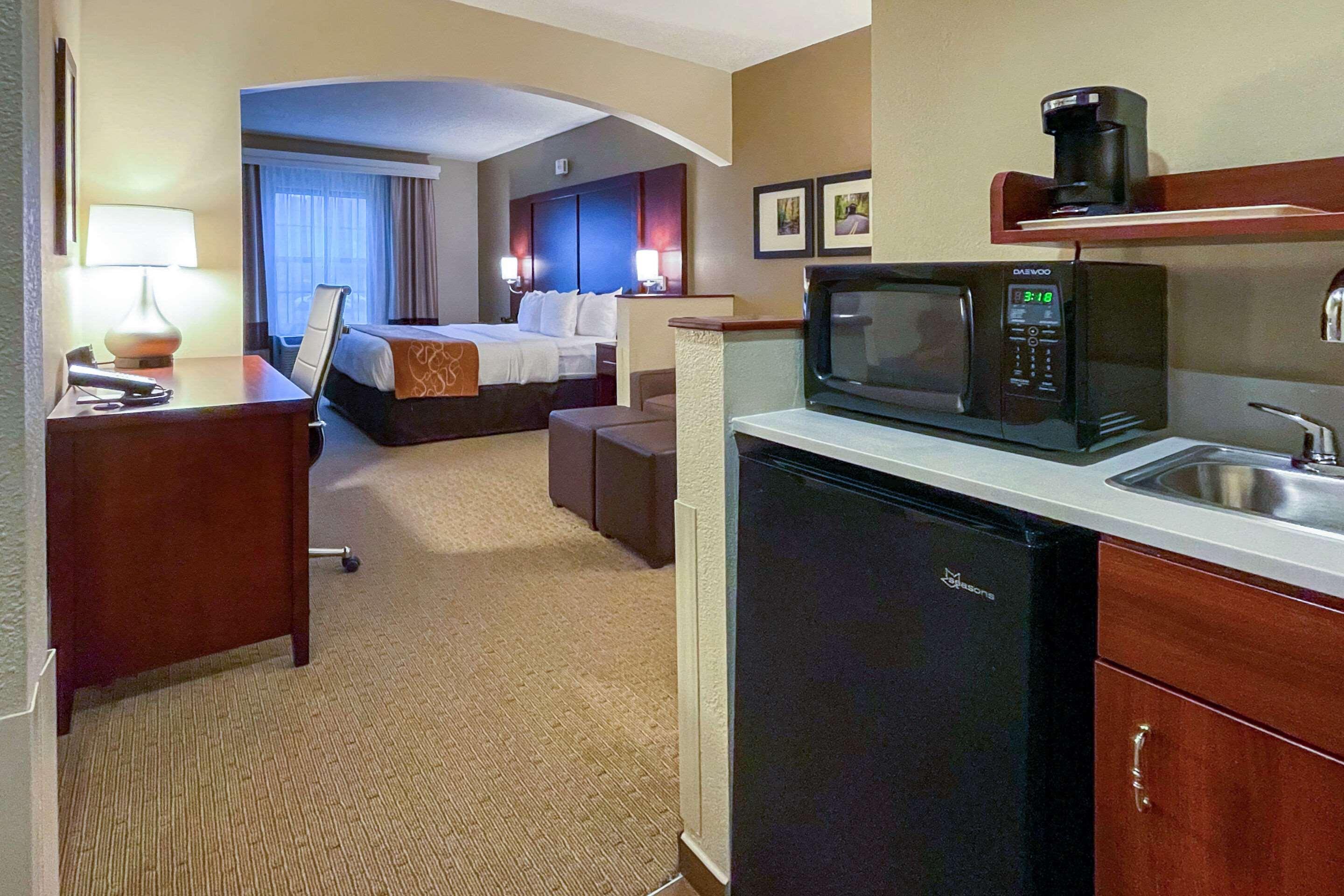 Hotel Comfort Near Penn State - State College, Pa 3*