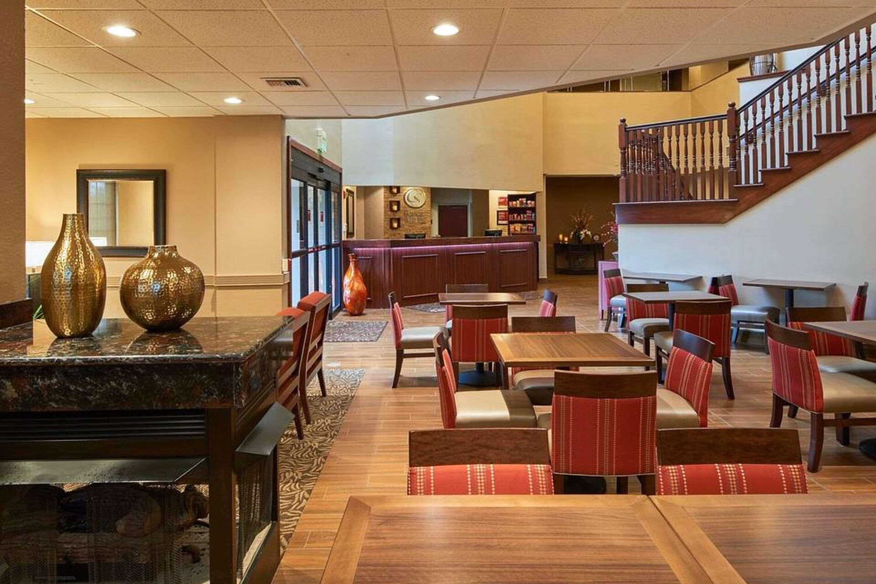 Hotel Comfort Near Penn State - State College, Pa