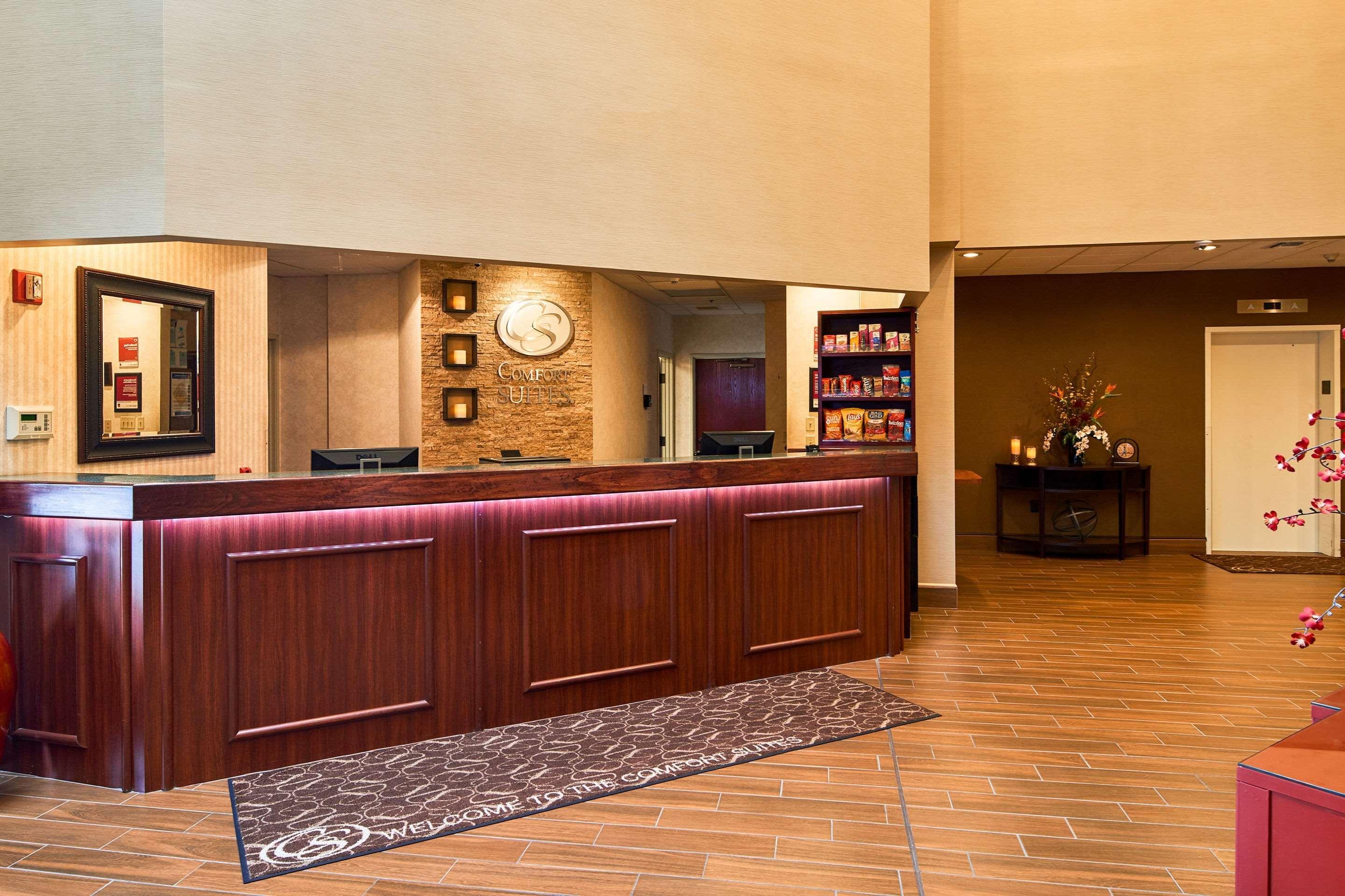Hotel Comfort Near Penn State - State College, Pa 3*