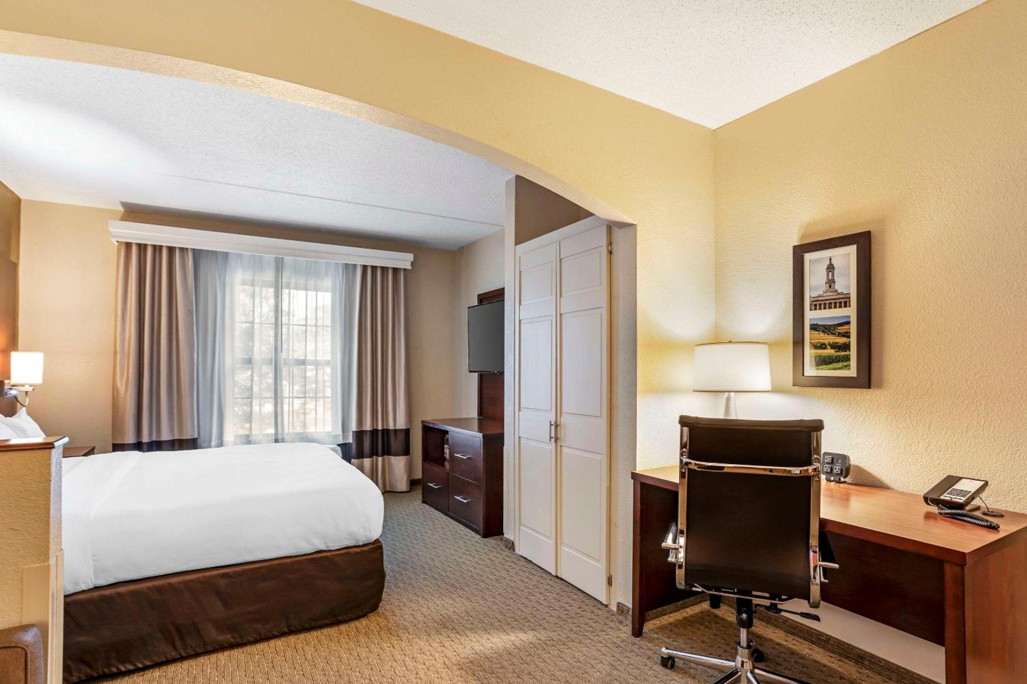 Hotel Comfort Near Penn State - State College, Pa State College